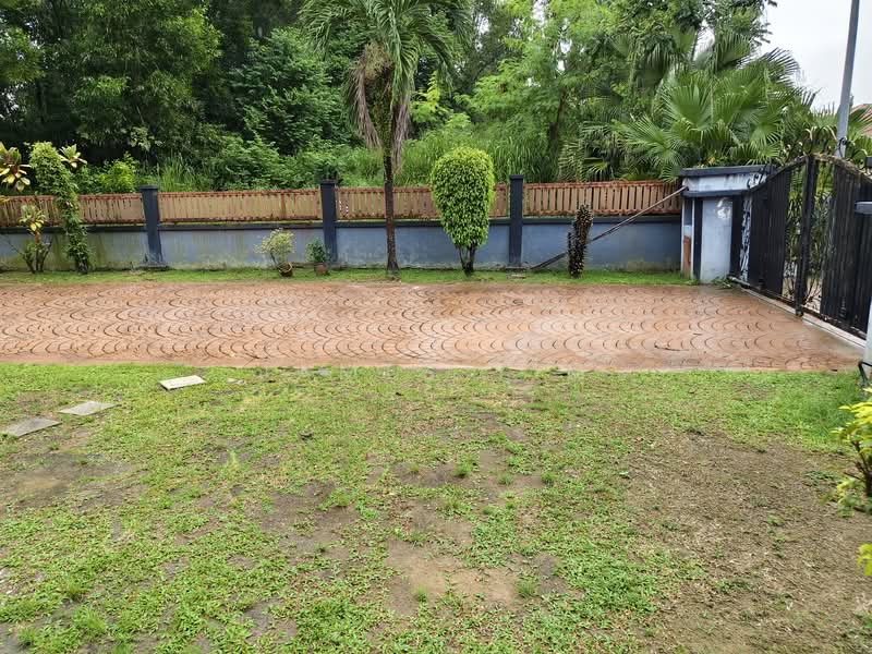 Rumah Banglo untuk Dijual di Saujana Utama (Selangor) - James Yim - runway - PropertyGuru.com.my