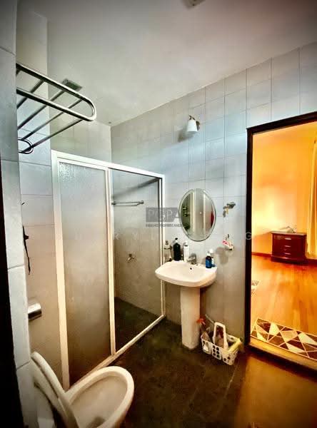 Rumah Berkembar untuk Disewa di Tanjung Bungah (Penang) - Cheryl Chng - Bathroom - PropertyGuru.com.my