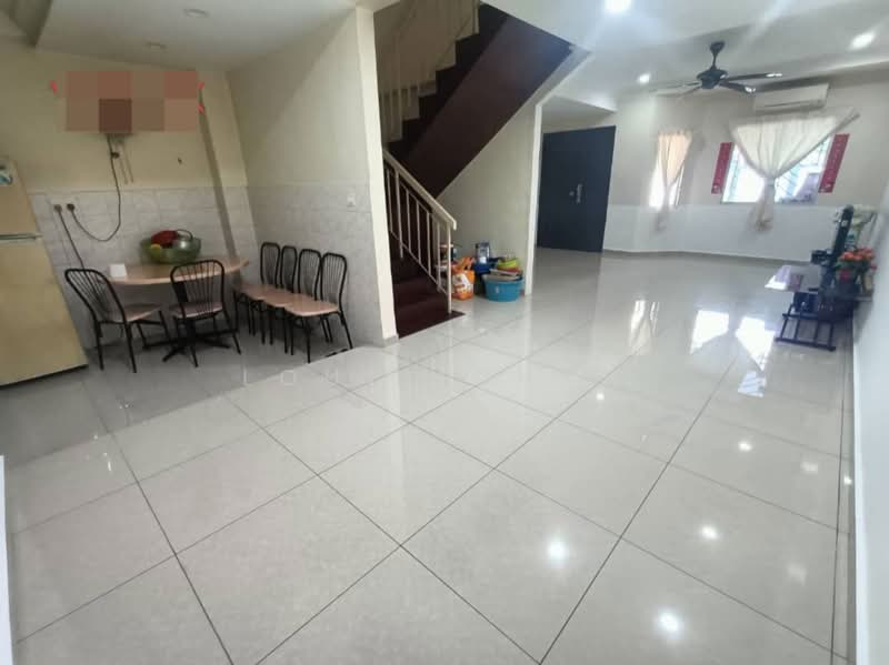 2-storey Terraced House for Sale in Taman Sentosa (Klang) - Louis Chan - Living Room - PropertyGuru.com.my