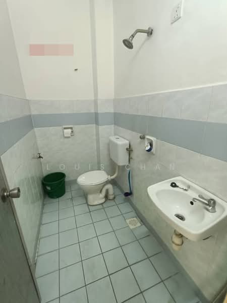 2-storey Terraced House for Sale in Taman Sentosa (Klang) - Louis Chan - Bathroom - PropertyGuru.com.my