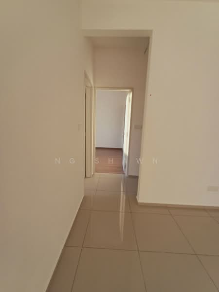 Service Residence for Sale at The Tresor @ Gravit8 - Ng Shawn - Interior - PropertyGuru.com.my