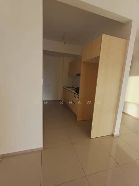 Service Residence for Sale at The Tresor @ Gravit8 - Ng Shawn - Kitchen - PropertyGuru.com.my