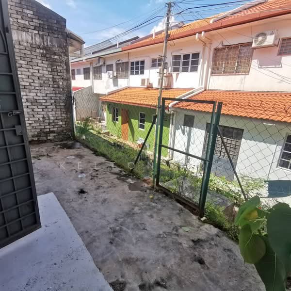 Rumah Teres 2 Tingkat untuk Dijual di Taman Velox (Rawang) - Kelton Foo - Exterior - PropertyGuru.com.my