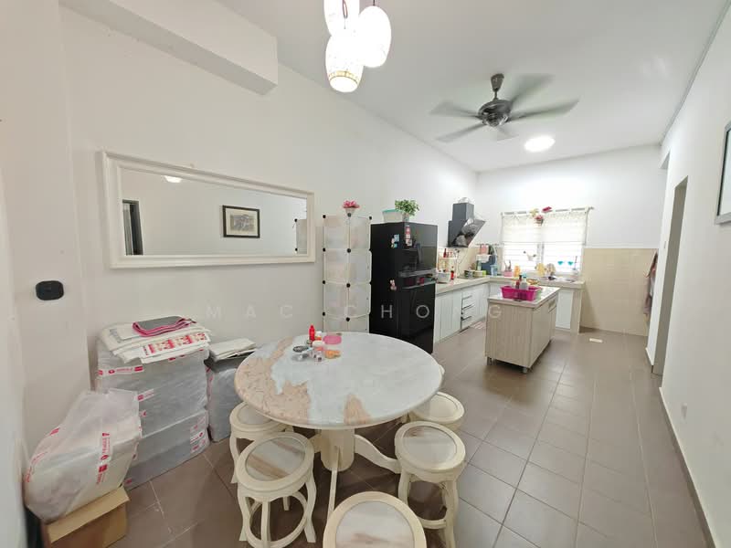 Rumah Teres 3 Tingkat untuk Dijual di Taman Semenyih Mewah (Semenyih) - Mac Chong - Kitchen - PropertyGuru.com.my