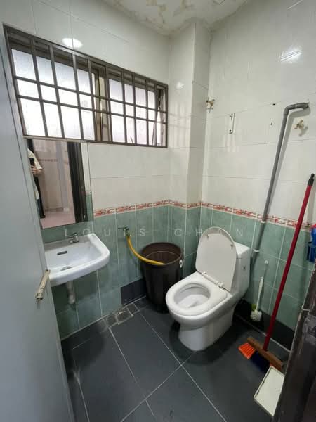 2-storey Terraced House for Sale in Taman Sentosa (Klang) - Louis Chan - Bathroom - PropertyGuru.com.my