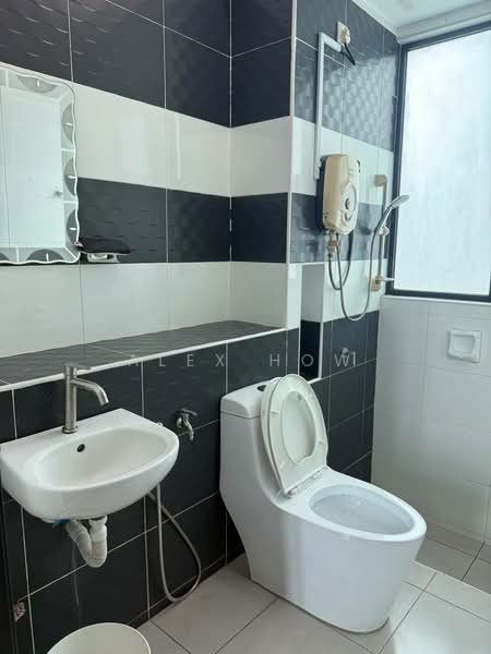 Servis Apartment untuk Disewa di The Sky Executive Suites - Alex How - PropertyGuru.com.my