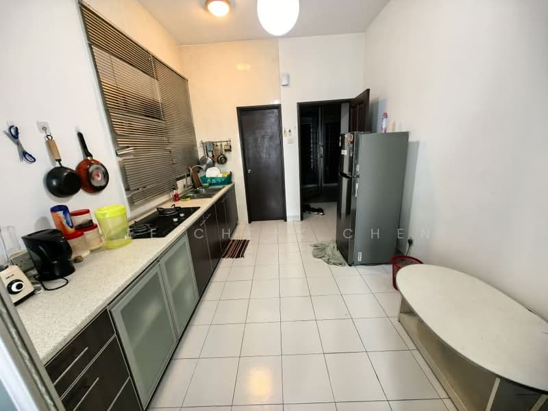Servis Apartment untuk Disewa di Serviced Residence @ Casa Tiara - Yee Cheak Chen - Kitchen - PropertyGuru.com.my