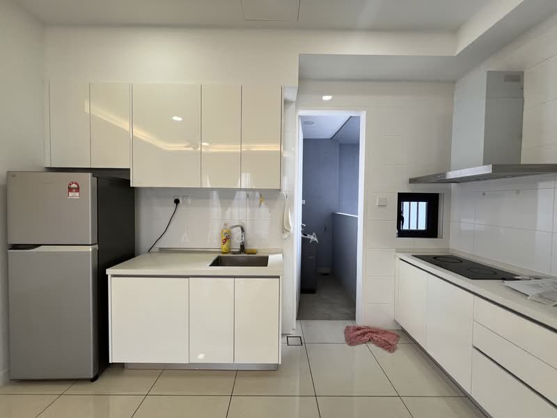 Service Residence for Sale at Skyluxe On The Park Bukit Jalil - Angela . - PropertyGuru.com.my