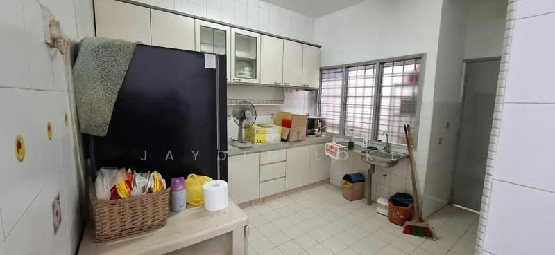 Rumah Teres untuk Disewa di Puchong (Selangor) - Jayden Loke - Kitchen - PropertyGuru.com.my