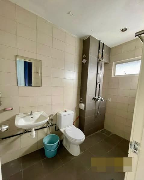 Rumah Berkembar untuk Dijual di Ambang Botanic (Klang) - Louis Chan - Bathroom - PropertyGuru.com.my