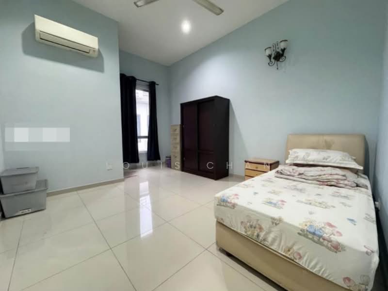 Rumah Berkembar untuk Dijual di Ambang Botanic (Klang) - Louis Chan - Bedroom - PropertyGuru.com.my
