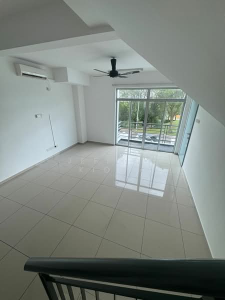 Rumah Teres 2.5 Tingkat untuk Dijual di Masai (Johor) - Jeffrey Kiong - Living Room - PropertyGuru.com.my