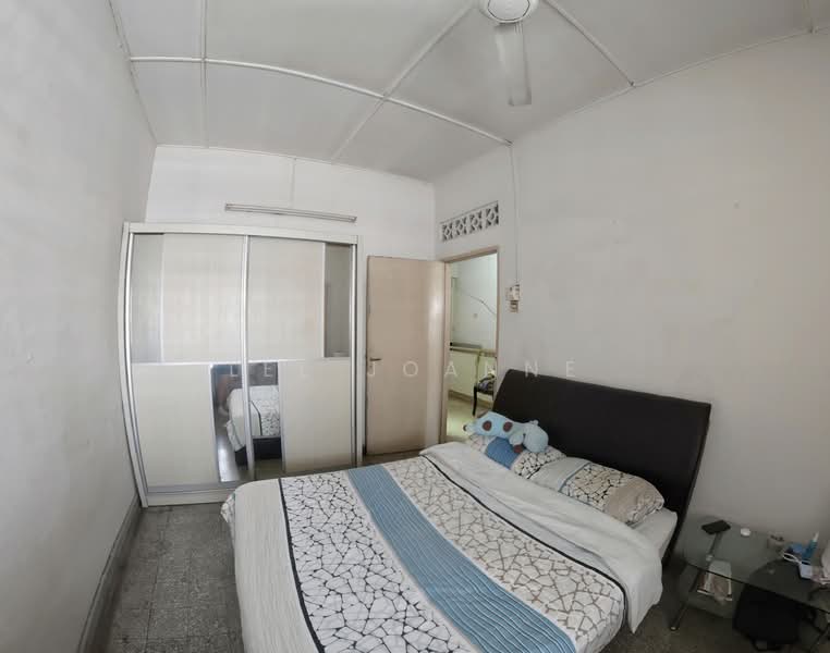2-storey Terraced House for Sale in Seksyen 17 (Petaling Jaya) - Lee Joanne - Bedroom - PropertyGuru.com.my