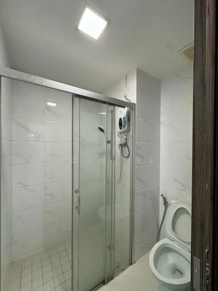 Condominium for Rent at Ataraxia Park @ Forest City - John Lee - Bathroom - PropertyGuru.com.my