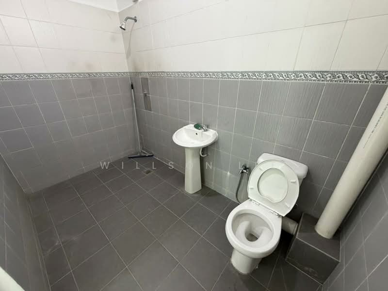 Semi-Detached House for Rent in Taman Impian Indah (Bukit Mertajam) - Willson Lee - Bathroom - PropertyGuru.com.my