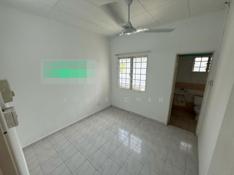 Rumah Teres 2 Tingkat untuk Dijual di Bandar Botanic (Klang) - Louis Chan - Bathroom - PropertyGuru.com.my