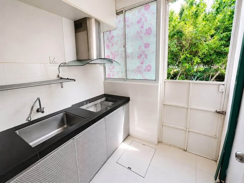 2-storey Terraced House for Sale in Bandar Teknologi Kajang (Kajang) - Max Lee - Kitchen - PropertyGuru.com.my