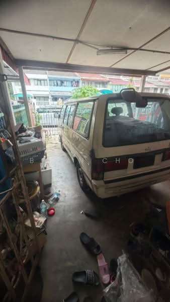 2-storey Terraced House for Sale in Taman Seraya (Ampang) - Bryan Cho - Car Park - PropertyGuru.com.my