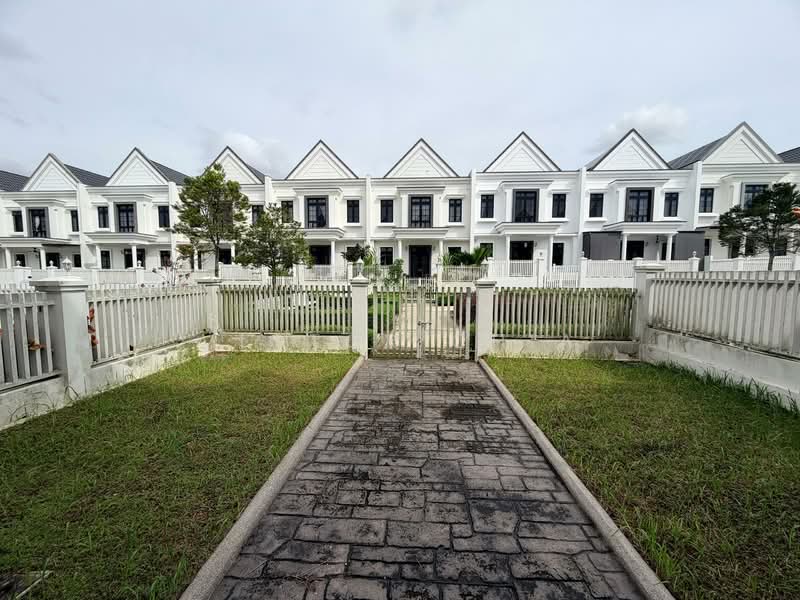 2.5-storey Terraced House for Sale in Iskandar Puteri (Nusajaya) (Johor) - Victor Chia - Exterior - PropertyGuru.com.my