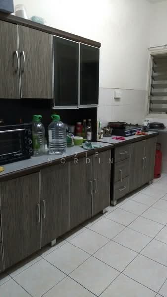 Kondominium untuk Disewa di Platinum Hill PV 5 - Azie Nordin - Kitchen - PropertyGuru.com.my