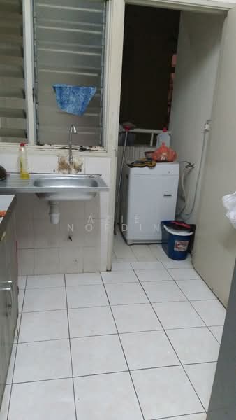 Kondominium untuk Disewa di Platinum Hill PV 5 - Azie Nordin - Kitchen - PropertyGuru.com.my