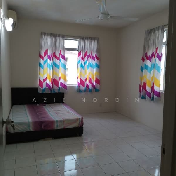 Kondominium untuk Disewa di Platinum Hill PV 5 - Azie Nordin - Bedroom - PropertyGuru.com.my