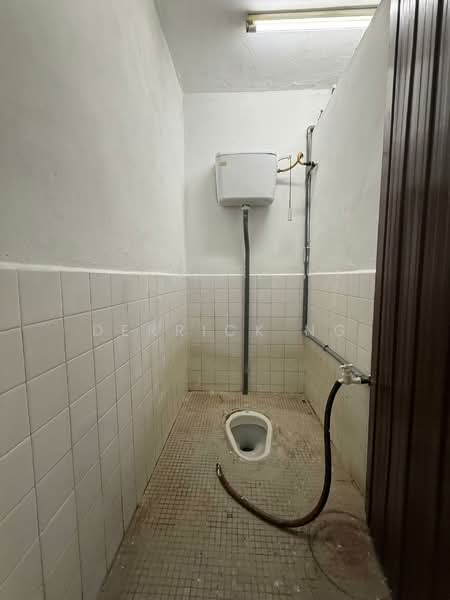 Rumah Teres 1 Tingkat untuk Dijual di Taman Keladi (Sungai Petani) - Derrick Ng - Bathroom - PropertyGuru.com.my
