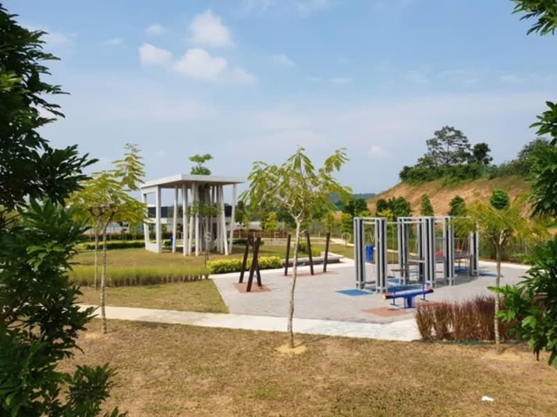 Rumah Teres 2 Tingkat untuk Dijual di Bandar Sri Sendayan (Negeri Sembilan) - Leslie Low - Garden - PropertyGuru.com.my