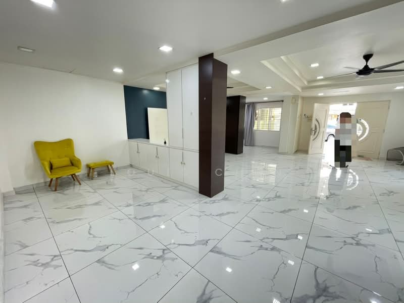 Rumah Teres 2 Tingkat untuk Dijual di Bandar Botanic (Klang) - Louis Chan - Living Room - PropertyGuru.com.my