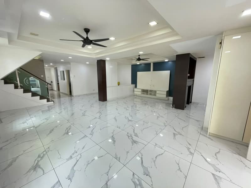 Rumah Teres 2 Tingkat untuk Dijual di Bandar Botanic (Klang) - Louis Chan - Living Room - PropertyGuru.com.my