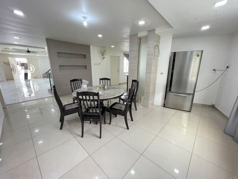 Rumah Teres 2 Tingkat untuk Dijual di Bandar Botanic (Klang) - Louis Chan - Dining Room - PropertyGuru.com.my