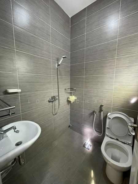 Rumah Teres 2 Tingkat untuk Dijual di Bandar Botanic (Klang) - Louis Chan - Bathroom - PropertyGuru.com.my