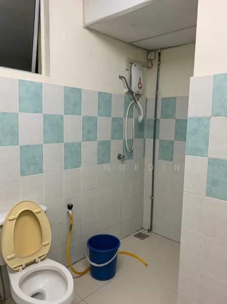 Condominium for Sale at Platinum Hill PV 5 - Azie Nordin - Bathroom - PropertyGuru.com.my