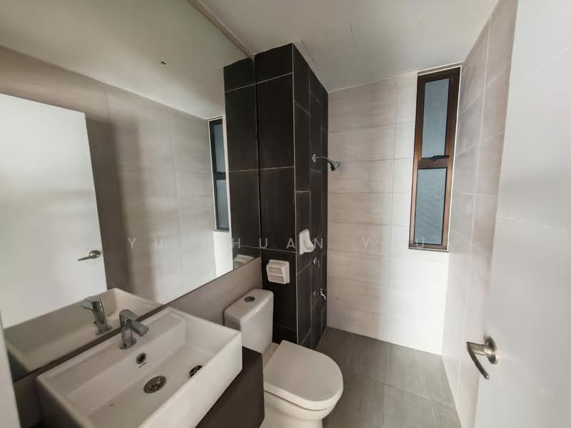 Kondominium untuk Dijual di Admiral Residences - Yu Chuan Yau - PropertyGuru.com.my