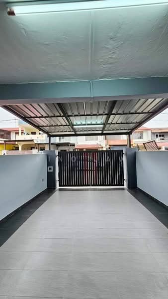 Rumah Teres 2 Tingkat untuk Dijual di Taman Johor Jaya (Johor Bahru) - Kino Jaw - Exterior - PropertyGuru.com.my