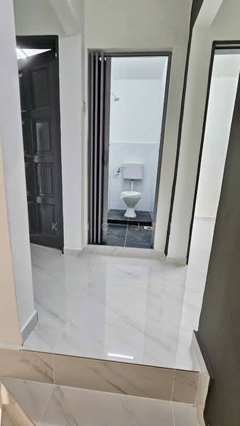 Rumah Teres 2 Tingkat untuk Dijual di Taman Johor Jaya (Johor Bahru) - Kino Jaw - Bathroom - PropertyGuru.com.my