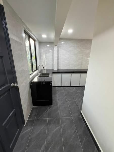 2-storey Terraced House for Sale in Taman Desa Cemerlang (Ulu Tiram) - Han Yong Ang - Kitchen - PropertyGuru.com.my