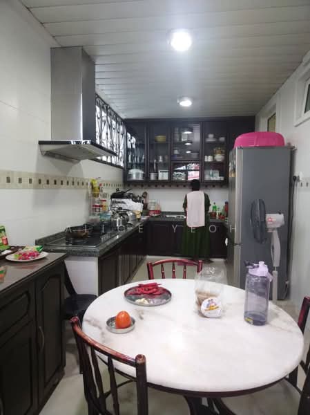 Semi-Detached House for Sale in Taman Teluk Molek (Butterworth) - Alice Yeoh - Kitchen - PropertyGuru.com.my