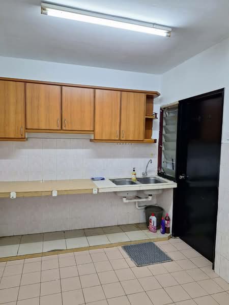 Kondominium untuk Dijual di Idaman Sutera - Noraini Dahan - Kitchen - PropertyGuru.com.my