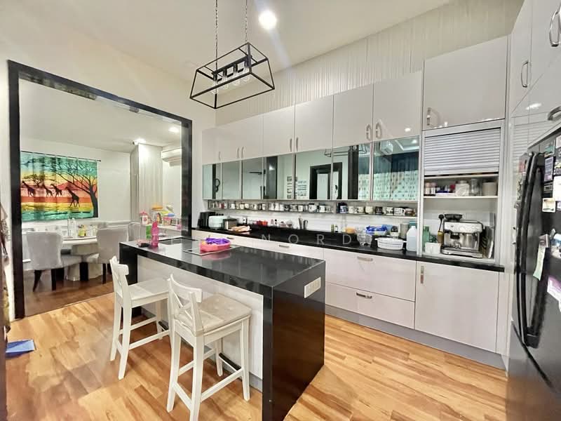 Semi-Detached House for Sale in Bukit Jelutong (Shah Alam) - Seri Nordin - PropertyGuru.com.my
