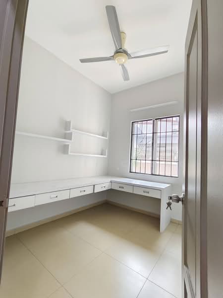 Semi-Detached House for Sale in Seri Palma (Simpang Pulai) - Kelvin Chong - Study - PropertyGuru.com.my
