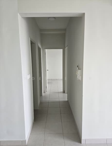 Apartment for Rent at Residensi Max - Angeline S B Lau - Corridor - PropertyGuru.com.my
