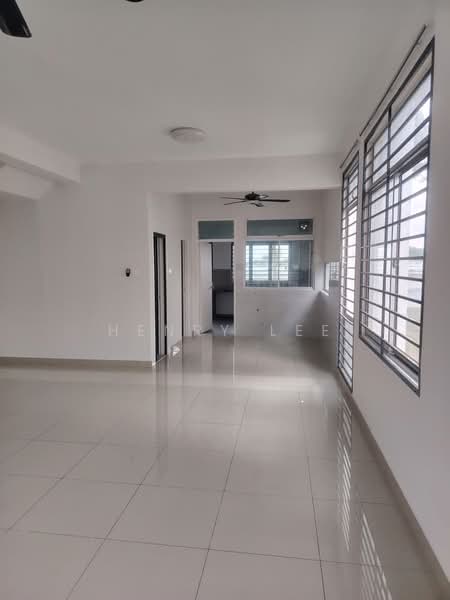 Rumah Teres untuk Dijual di Masai (Johor) - Henry Lee - Living Room - PropertyGuru.com.my