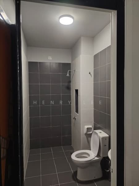 Rumah Teres untuk Dijual di Masai (Johor) - Henry Lee - Bathroom - PropertyGuru.com.my