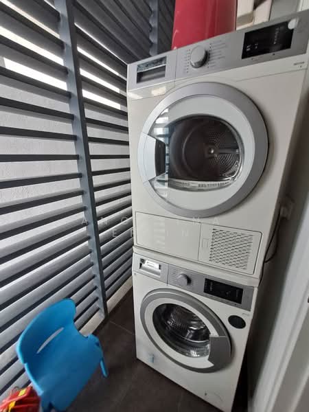 Servis Apartment untuk Disewa di Aria - Angelina Erlin - Balcony - PropertyGuru.com.my