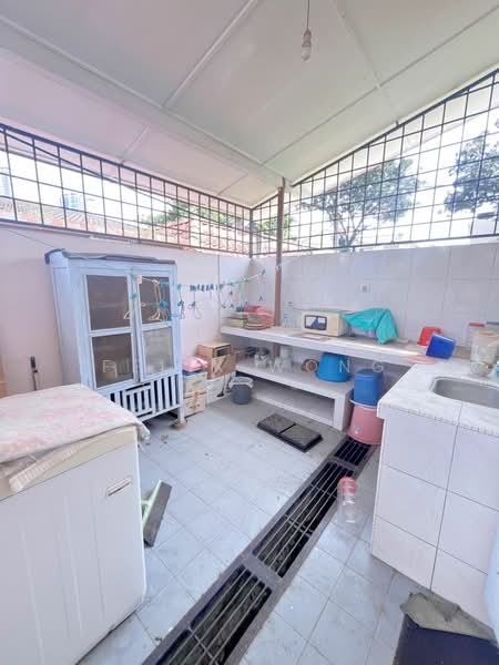 Bungalow for Rent in Seksyen 17 (Petaling Jaya) - Felix Wong - Kitchen - PropertyGuru.com.my