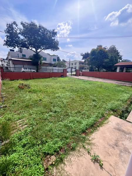 Bungalow for Rent in Seksyen 17 (Petaling Jaya) - Felix Wong - Exterior - PropertyGuru.com.my