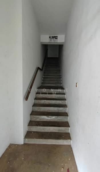 Factory for Sale in Taman Universiti (Skudai) - Yvonne Lim - Corridor - PropertyGuru.com.my