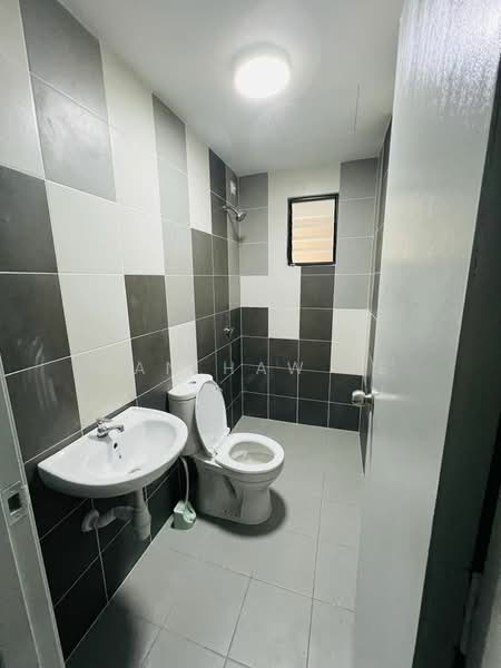 Servis Apartment untuk Disewa di Residensi Mutiara Kajang 2 - Han Haw Ze - Bathroom - PropertyGuru.com.my