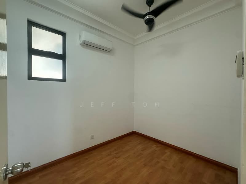 Service Residence for Sale at The Platino Serviced Apartment - Jeff Toh - Bedroom 3 - PropertyGuru.com.my